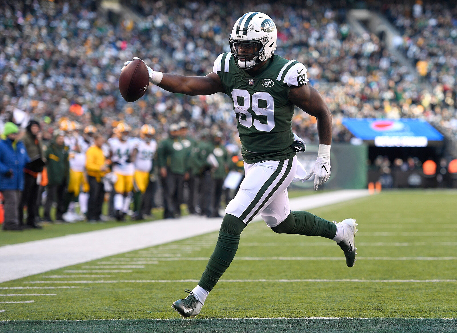 Sit: Jets TE Chris Herndon at Colts